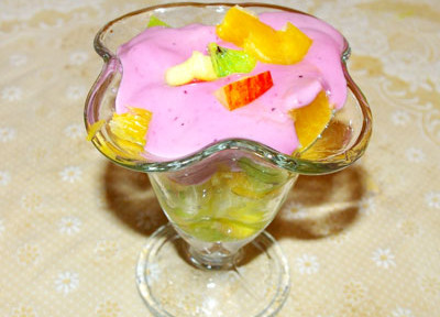 фруктовый салат с йогуртом