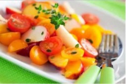 салат персик с помидорами и сельде